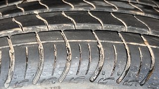 Used 2020 maruti-suzuki S-Presso VXI Plus AMT Petrol Automatic tyres RIGHT FRONT TYRE TREAD VIEW