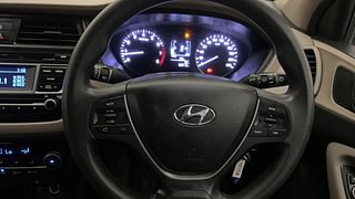 Used 2016 Hyundai Elite i20 [2014-2018] Sportz 1.2 Petrol Manual top_features Steering mounted controls