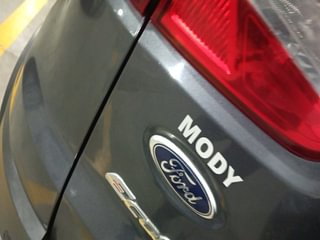 Used 2016 Ford EcoSport [2015-2017] Titanium 1.5L Ti-VCT AT Petrol Automatic dents MINOR DENT