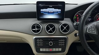 Used 2019 Mercedes-Benz GLA [2017-2020] 200d Sport Diesel Automatic interior MUSIC SYSTEM & AC CONTROL VIEW