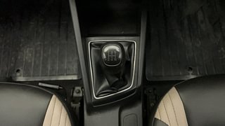 Used 2016 Hyundai Elite i20 [2014-2018] Sportz 1.2 Petrol Manual interior GEAR  KNOB VIEW