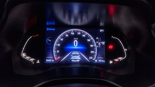 Used 2022 Renault Kiger RXZ 1.0 Turbo MT Dual Tone Petrol Manual interior CLUSTERMETER VIEW