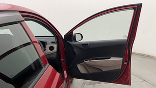 Used 2017 Hyundai Grand i10 [2017-2020] Magna 1.2 Kappa VTVT Petrol Manual interior RIGHT FRONT DOOR OPEN VIEW