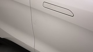 Used 2022 Mahindra XUV700 AX 5 Petrol MT 7 STR Petrol Manual dents MINOR DENT