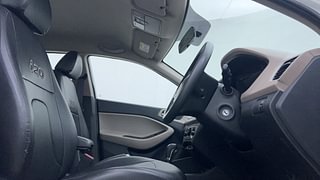 Used 2019 Hyundai Elite i20 [2018-2020] Sportz Plus CVT Petrol Automatic interior RIGHT SIDE FRONT DOOR CABIN VIEW