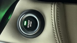 Used 2021 MG Motors Hector 1.5 Sharp CVT Petrol Automatic top_features Keyless start