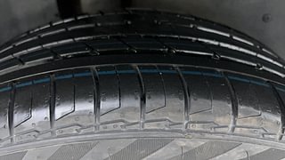 Used 2021 MG Motors Hector 1.5 Sharp CVT Petrol Automatic tyres RIGHT REAR TYRE TREAD VIEW