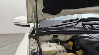 Used 2021 Mahindra XUV500 [2018-2021] W7 Diesel Manual engine ENGINE RIGHT SIDE HINGE & APRON VIEW
