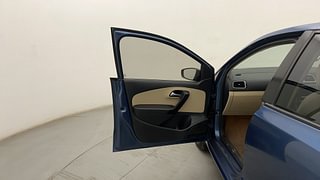 Used 2017 Volkswagen Ameo [2016-2020] Highline1.2L (P) Petrol Manual interior LEFT FRONT DOOR OPEN VIEW
