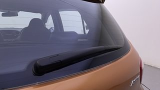 Used 2015 Hyundai Grand i10 Asta AT 1.2 Kappa VTVT Petrol Automatic top_features Rear wiper