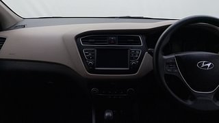 Used 2018 Hyundai Elite i20 [2018-2020] Asta CVT Petrol Automatic interior MUSIC SYSTEM & AC CONTROL VIEW