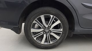 Used 2022 Honda Amaze 1.2 VX CVT i-VTEC Petrol Automatic tyres RIGHT REAR TYRE RIM VIEW