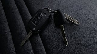 Used 2018 Hyundai Elite i20 [2014-2018] Asta 1.2 Petrol Manual extra CAR KEY VIEW