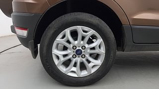 Used 2016 Ford EcoSport Titanium 1.5L TDCi Diesel Manual tyres RIGHT REAR TYRE RIM VIEW