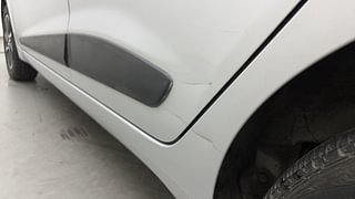 Used 2018 Hyundai Grand i10 [2017-2020] Sportz (O) AT 1.2 Kappa VTVT Petrol Automatic dents MINOR DENT