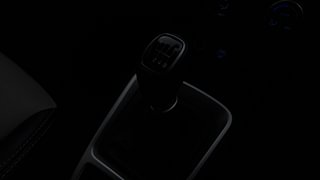 Used 2021 Hyundai Venue [2019-2022] SX 1.0 (O) Turbo iMT Petrol Manual interior GEAR  KNOB VIEW