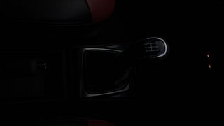 Used 2016 Tata Zest [2014-2019] XMS Petrol Petrol Manual interior GEAR  KNOB VIEW