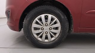 Used 2013 Hyundai i10 Sportz 1.2 Kappa2 Petrol Manual tyres LEFT FRONT TYRE RIM VIEW
