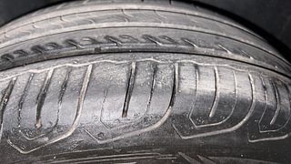 Used 2012 Volkswagen Polo [2010-2014] Comfortline 1.2L (P) Petrol Manual tyres RIGHT REAR TYRE TREAD VIEW