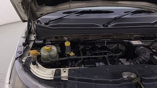 Used 2017 Mahindra KUV100 [2015-2017] K8 5 STR Petrol Manual engine ENGINE RIGHT SIDE HINGE & APRON VIEW