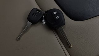 Used 2013 Maruti Suzuki Ertiga [2012-2015] VDi Diesel Manual extra CAR KEY VIEW