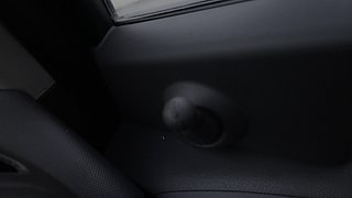 Used 2012 Chevrolet Beat [2009-2014] LS Petrol Petrol Manual top_features Adjustable ORVM