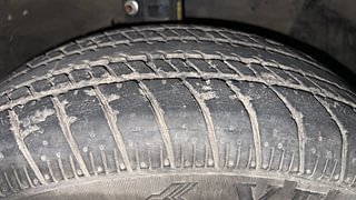 Used 2015 Maruti Suzuki Ertiga [2012-2015] Vxi CNG Petrol+cng Manual tyres RIGHT FRONT TYRE TREAD VIEW