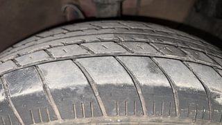 Used 2014 Hyundai Elite i20 [2014-2018] Sportz 1.2 Petrol Manual tyres RIGHT FRONT TYRE TREAD VIEW