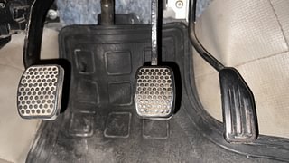 Used 2014 Maruti Suzuki Alto 800 [2012-2016] Vxi Petrol Manual interior PEDALS VIEW