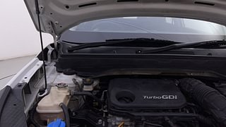 Used 2021 Hyundai Venue [2019-2022] SX 1.0 (O) Turbo iMT Petrol Manual engine ENGINE RIGHT SIDE HINGE & APRON VIEW