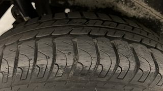 Used 2017 Maruti Suzuki Wagon R 1.0 [2015-2019] VXI AMT Petrol Automatic tyres RIGHT REAR TYRE TREAD VIEW