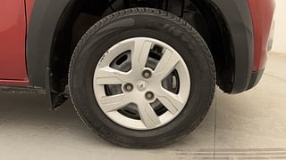 Used 2019 Renault Kwid [2017-2019] RXT 1.0 SCE Special (O) Petrol Manual tyres RIGHT FRONT TYRE RIM VIEW