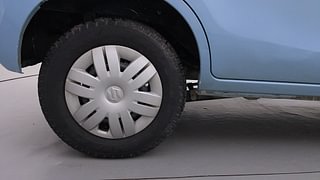 Used 2014 Maruti Suzuki Alto 800 [2012-2016] Lxi Petrol Manual tyres RIGHT REAR TYRE RIM VIEW