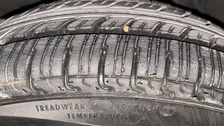 Used 2016 Renault Kwid [2015-2019] RXT Petrol Manual tyres RIGHT REAR TYRE TREAD VIEW