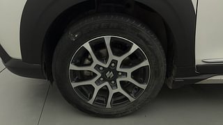 Used 2022 Maruti Suzuki XL6 Alpha AT Petrol Petrol Automatic tyres LEFT FRONT TYRE RIM VIEW