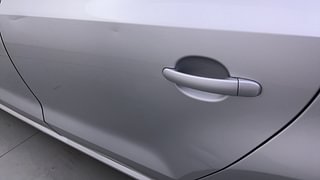 Used 2012 Volkswagen Polo [2010-2014] Comfortline 1.2L (P) Petrol Manual dents MINOR DENT