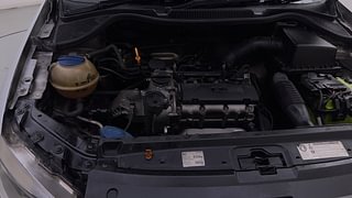 Used 2012 Volkswagen Polo [2010-2014] Comfortline 1.2L (P) Petrol Manual engine ENGINE RIGHT SIDE VIEW