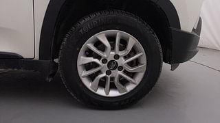 Used 2017 Mahindra KUV100 [2015-2017] K8 5 STR Petrol Manual tyres RIGHT FRONT TYRE RIM VIEW