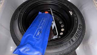 Used 2020 honda City V 4th Gen Petrol Manual tyres SPARE TYRE VIEW