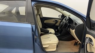 Used 2017 Volkswagen Ameo [2016-2020] Highline1.2L (P) Petrol Manual interior RIGHT SIDE FRONT DOOR CABIN VIEW