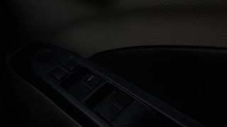 Used 2015 Maruti Suzuki Celerio VXI AMT Petrol Automatic top_features Central locking