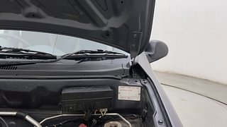 Used 2014 Maruti Suzuki Alto 800 [2012-2016] Vxi Petrol Manual engine ENGINE LEFT SIDE HINGE & APRON VIEW
