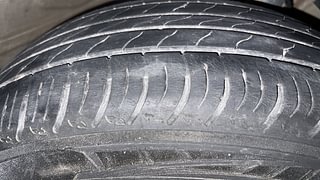 Used 2022 Maruti Suzuki XL6 Alpha AT Petrol Petrol Automatic tyres RIGHT FRONT TYRE TREAD VIEW