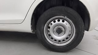 Used 2015 Maruti Suzuki Swift [2014-2017] LXI (O) Petrol Manual tyres LEFT REAR TYRE RIM VIEW