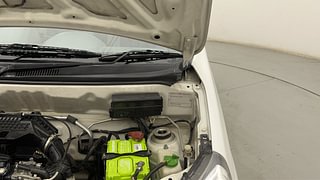 Used 2014 Maruti Suzuki Alto 800 [2012-2016] Lxi Petrol Manual engine ENGINE LEFT SIDE HINGE & APRON VIEW