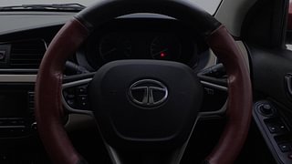 Used 2016 Tata Zest [2014-2019] XMS Petrol Petrol Manual top_features Airbags