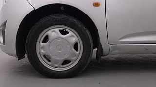 Used 2012 Chevrolet Beat [2009-2014] LS Petrol Petrol Manual tyres LEFT FRONT TYRE RIM VIEW