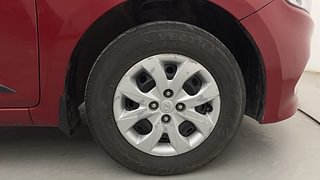 Used 2014 Hyundai Elite i20 [2014-2018] Sportz 1.2 Petrol Manual tyres RIGHT FRONT TYRE RIM VIEW