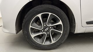 Used 2018 Hyundai Grand i10 [2017-2020] Sportz (O) AT 1.2 Kappa VTVT Petrol Automatic tyres LEFT FRONT TYRE RIM VIEW