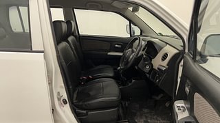 Used 2016 Maruti Suzuki Wagon R 1.0 [2013-2019] LXi CNG Petrol+cng Manual interior RIGHT SIDE FRONT DOOR CABIN VIEW